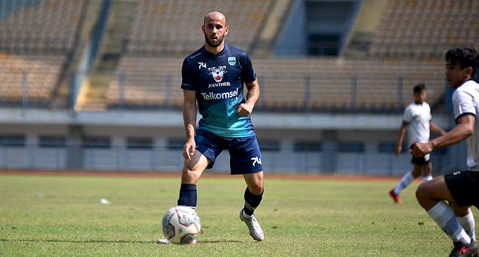 Mohammed Rashid Cetak Dua Gol di Gim Internal